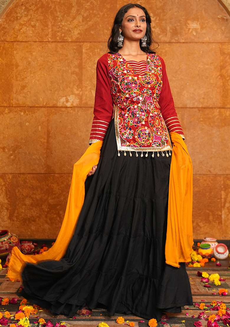 Black Embroidererd Crepe Chaniya Choli Set For Navratri And Garba for Diwali | Wedding & Festive Wear - Indya