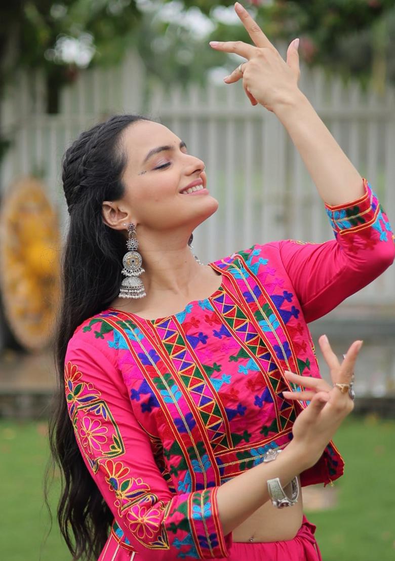 Pink Embroiderd Blended Lehenga Set - Indya