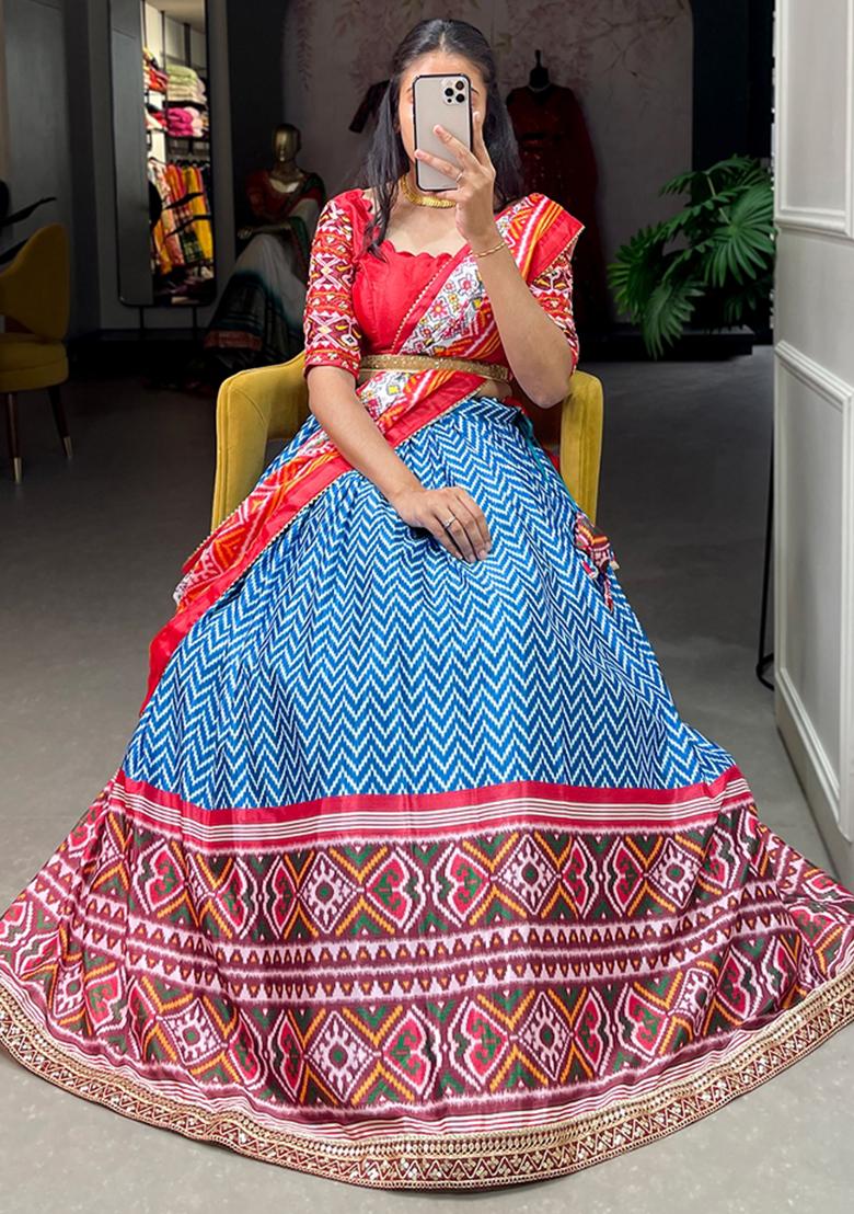 Blue Embroiderd Chinon Lehenga Set - Indya