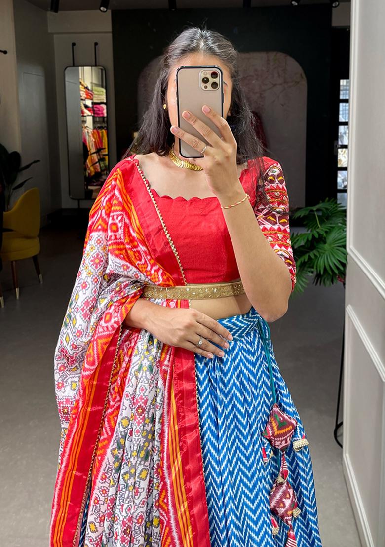 Blue Embroiderd Chinon Lehenga Set - Indya