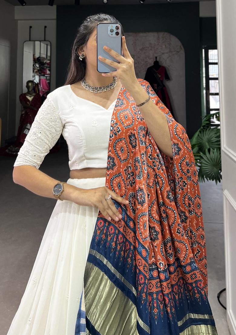 White Embroiderd Georgette Lehenga Set - Indya