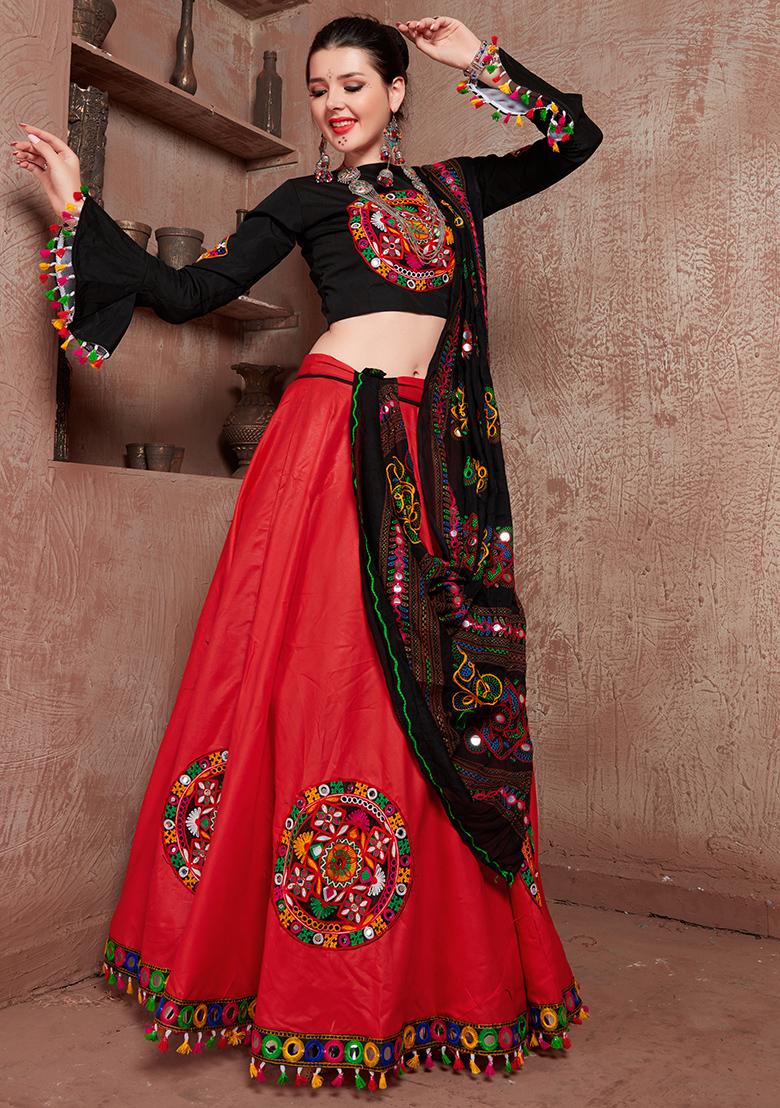 Black Embroiderd Silk Lehenga Set - Indya