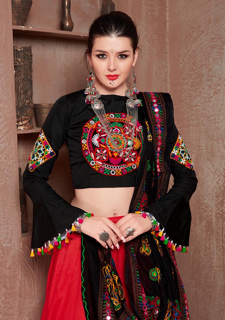 Black Embroiderd Silk Lehenga Set - Indya