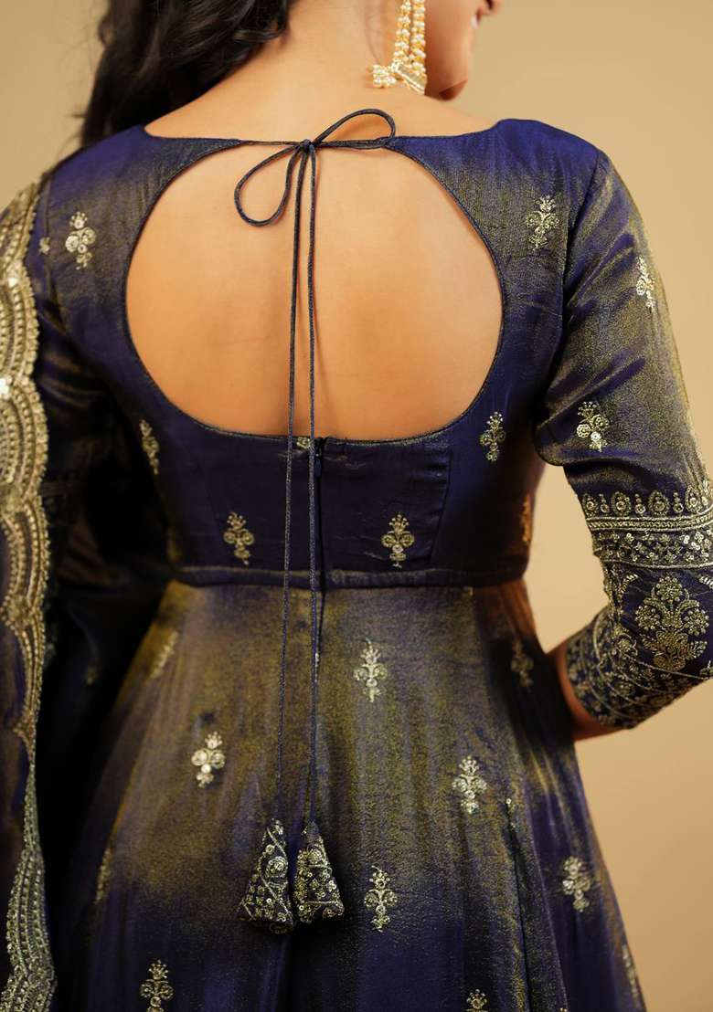 Light Purplee Embroidery Silk Lehenga Set With Dupatta for Diwali and Festive Wear - Indya