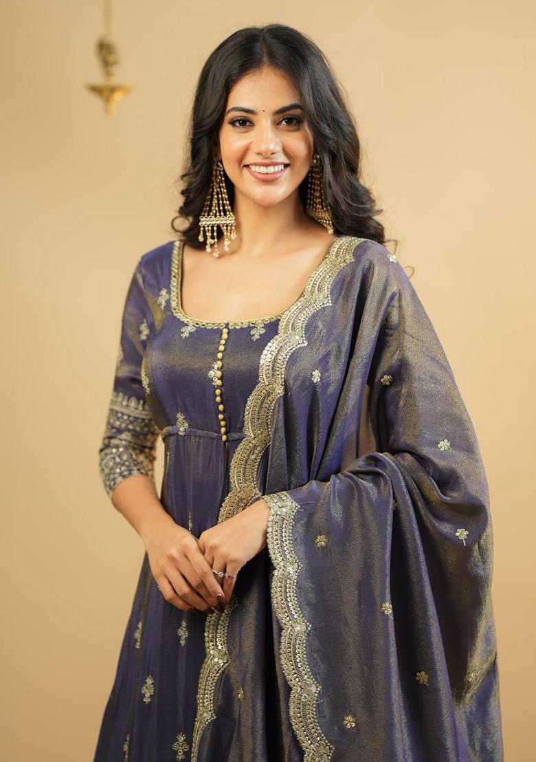 Light Purplee Embroidery Silk Lehenga Set With Dupatta - Indya