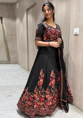 Black Embroidered Blended Lehenga Set With Dupatta