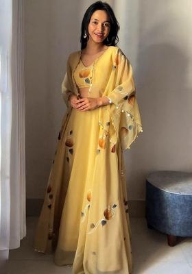 Yellow Printed Blended Lehenga Set With Dupatta