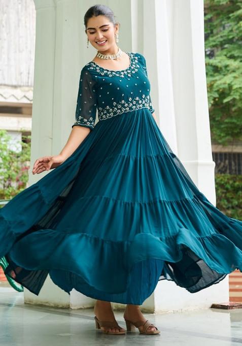 Rama Embroidered Faux Blooming Gwon Set