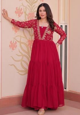 Rani Embroidered Faux Blooming Gwon Set