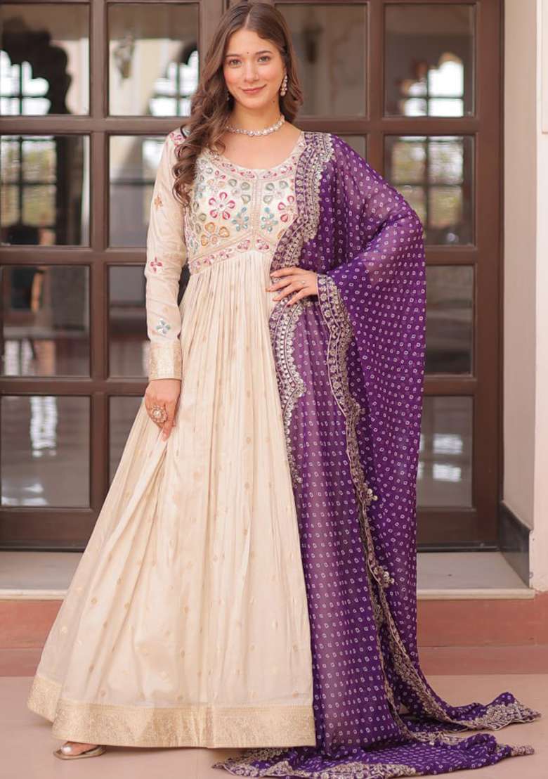 Wine Embroidered Cosmos Weaving Jequard Gwon Set - Indya