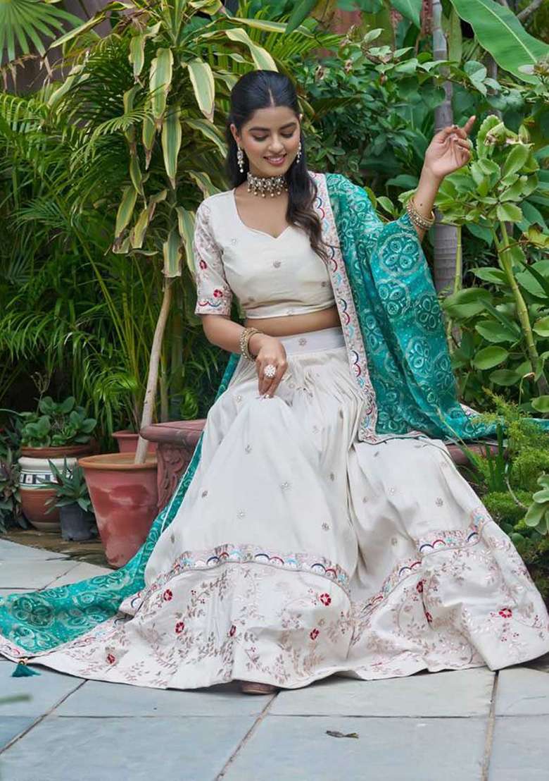 Off White Motif Georgette Lehenga Set for Diwali | Wedding & Festive Wear - Indya