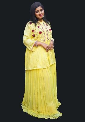 Yellow Embellished Silk Lahenga