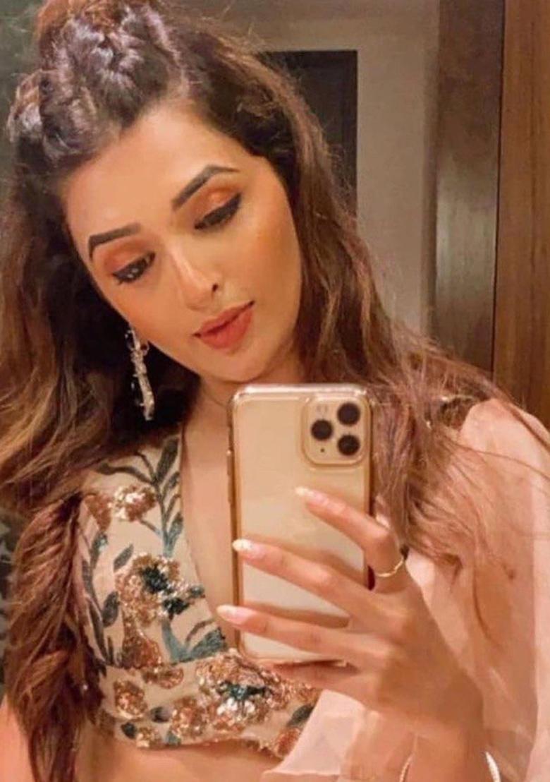 Cream Embroidered Silk Lehenga Set - Indya