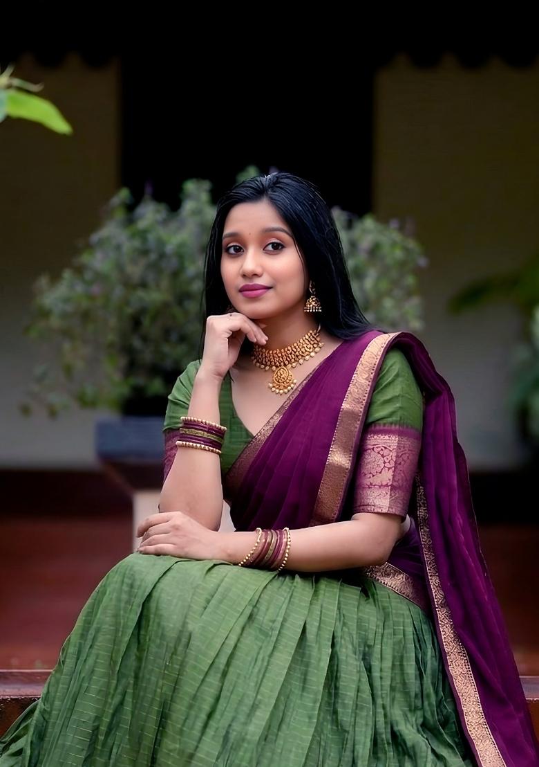 Mehendi Zari Work Dola Chex Lehenga Set - Indya