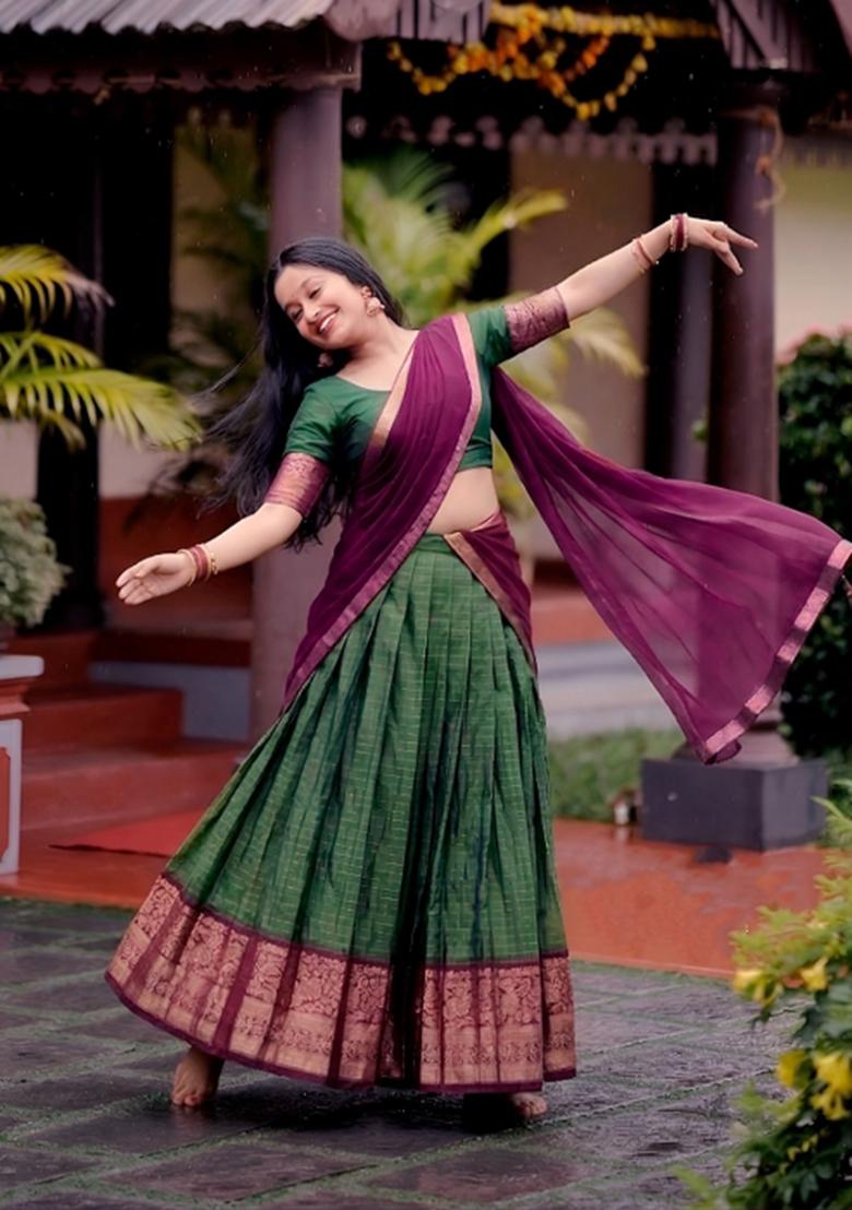 Mehendi Zari Work Dola Chex Lehenga Set - Indya