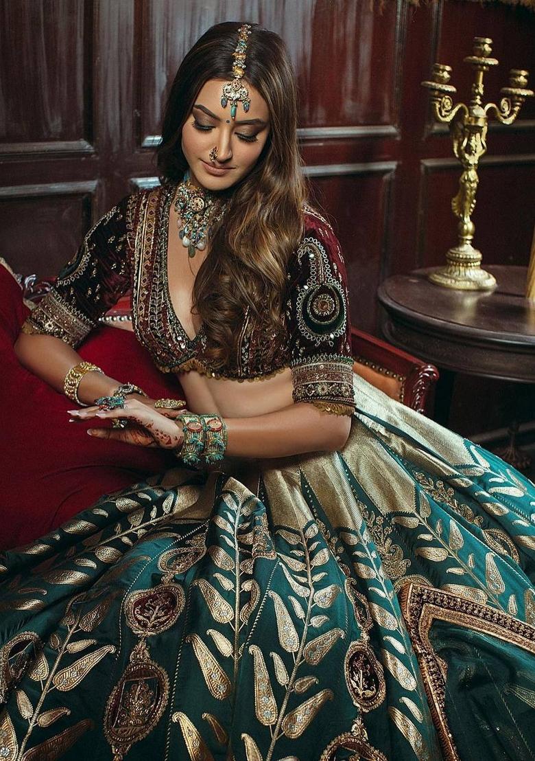 Green Zari Work Silk Blend Lahenga Set - Indya