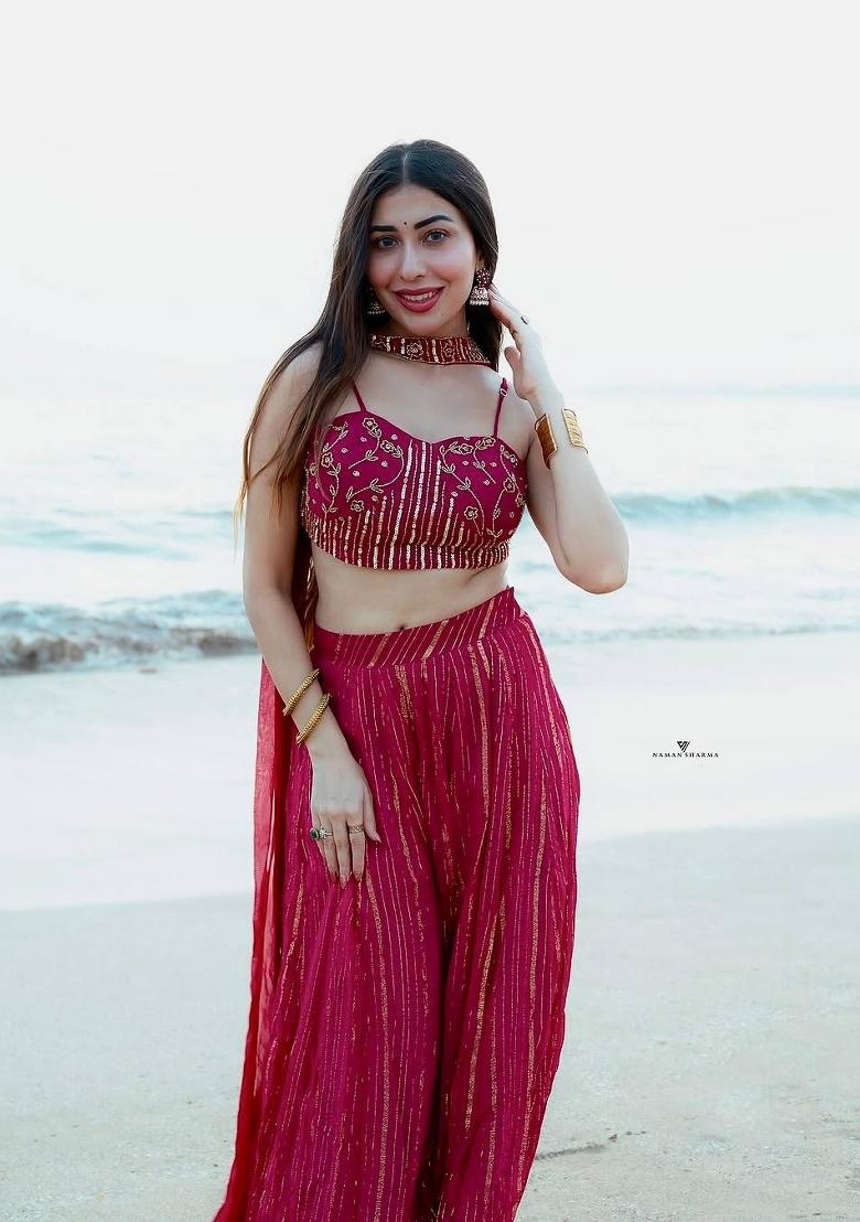 Red Dori Work Georgette Lahenga Set - Indya