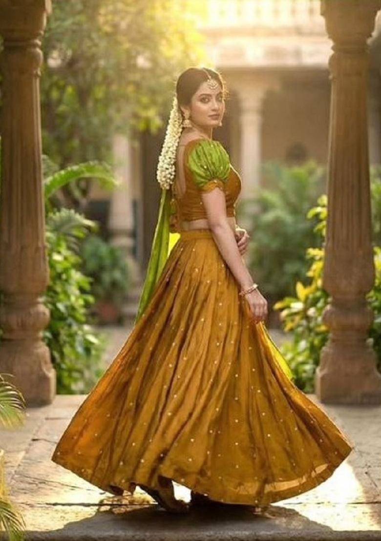 Green Embroidered Silk Blend Lehenga Set - Indya