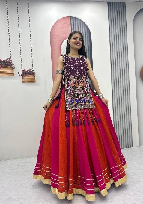Purple Embroidered Silk Chaniya Choli Set For Navratri And Garba