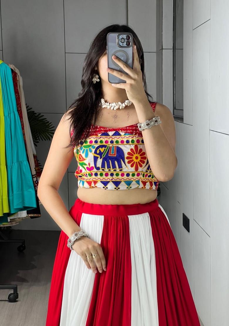 Red And White Gamthi Work Cotton Lehenga Set - Indya