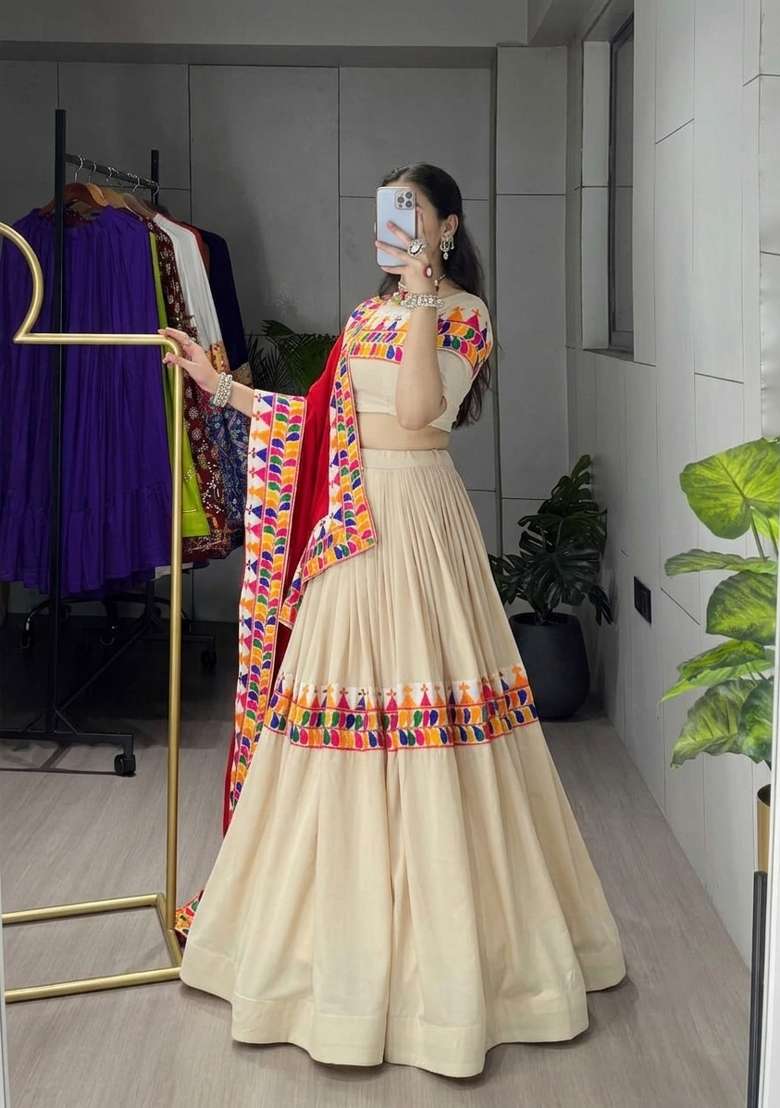 Cream Gamthi Work Cotton Lehenga Set - Indya