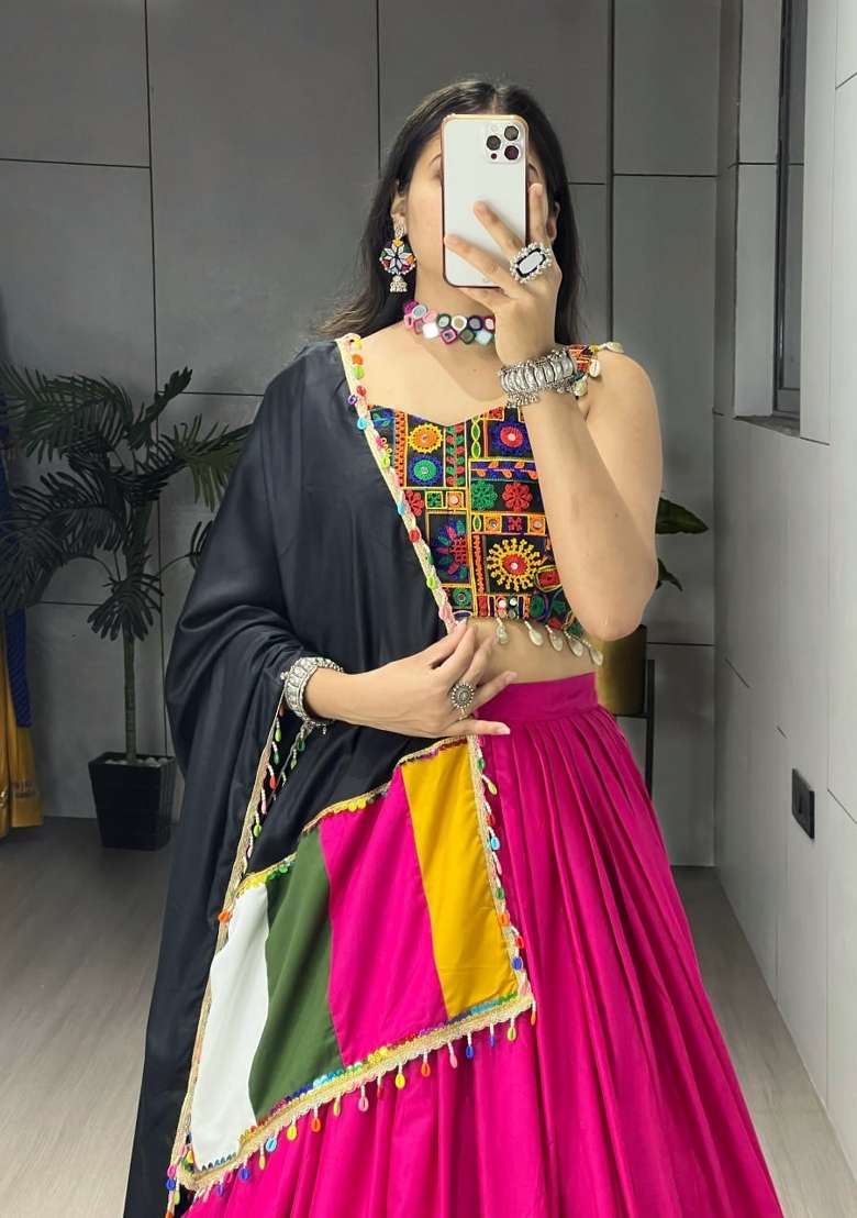 Rani Pink Gamthi Work Cotton Chaniya Choli Set For Navratri And Garba - Indya