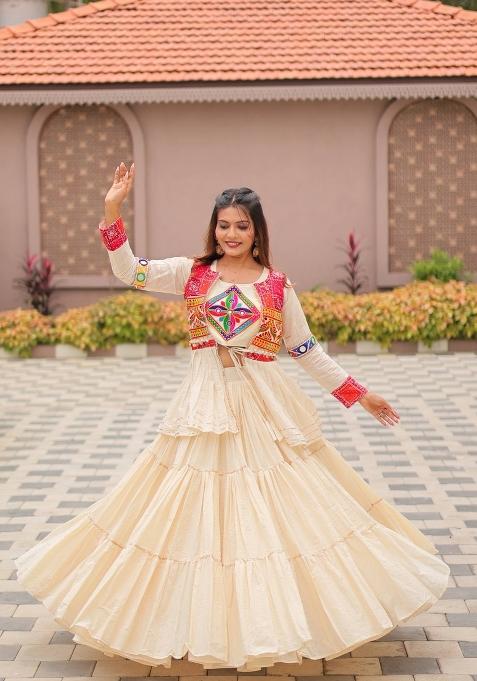 Off White Gamthi Work Cotton Chaniya Choli Set For Navratri And Garba