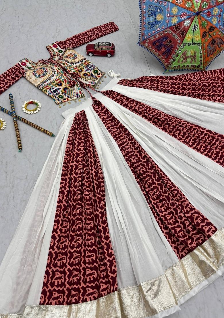 White Gamthi Work Cotton Lehenga Set - Indya