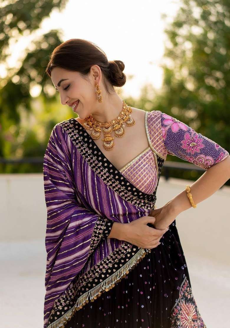 Lavender Mirror Work Silk Chaniya Choli Set For Navratri And Garba - Indya
