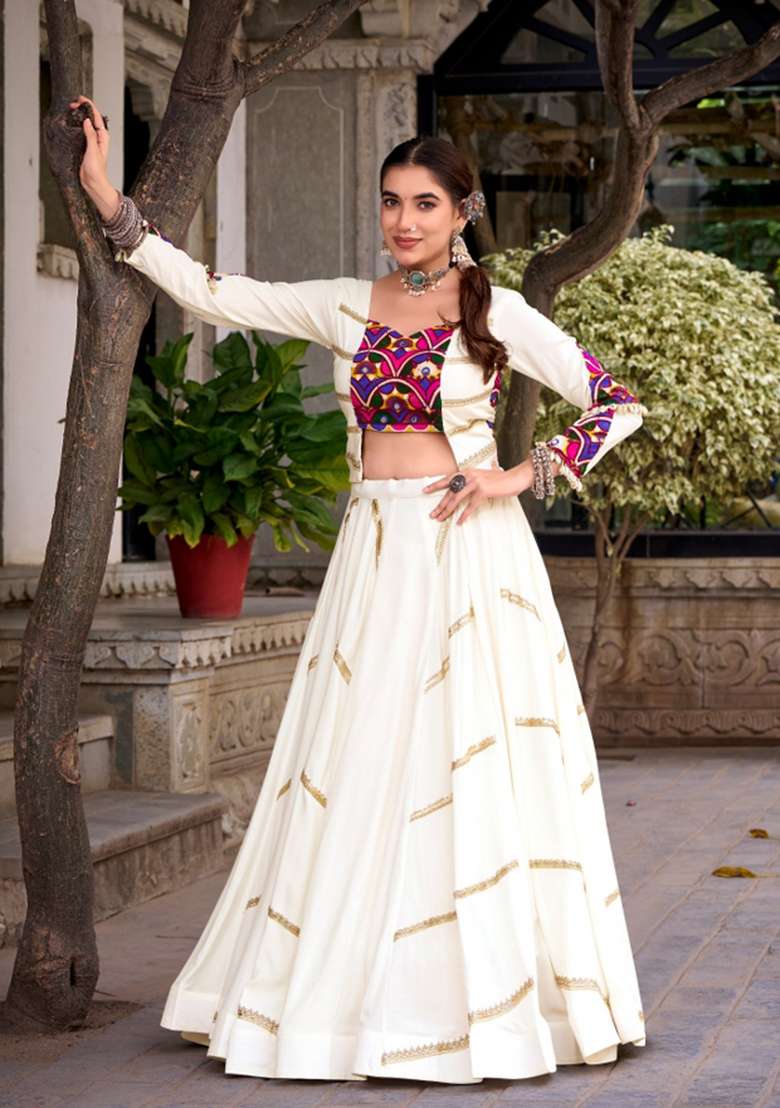 Off White Gamthi Work Rayon Chaniya Choli Set For Navratri And Garba - Indya
