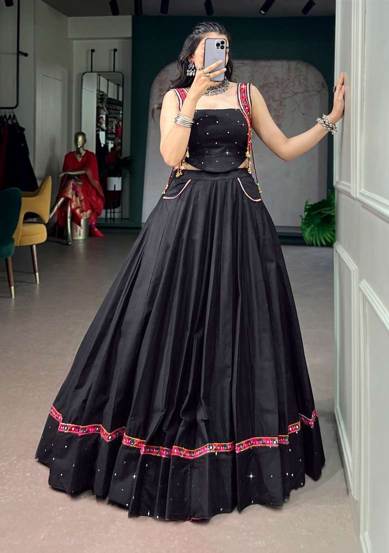 Black Embroidered Cotton Chaniya Choli Set For Navratri And Garba - Indya