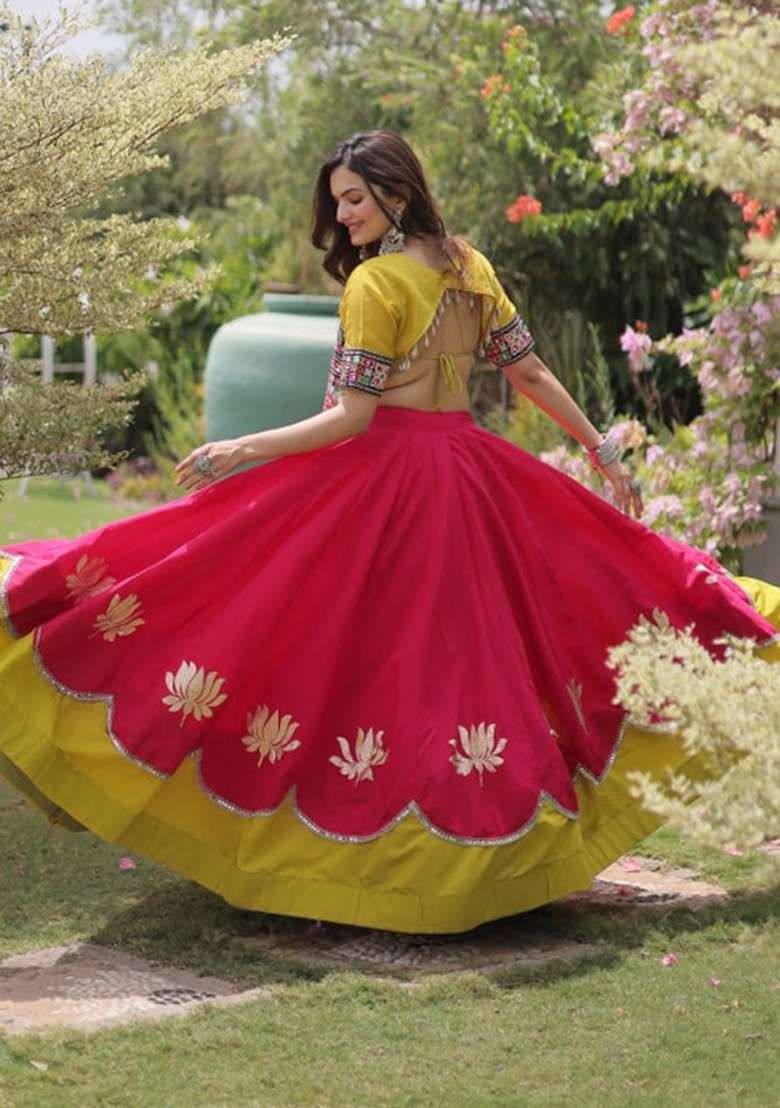Pink Embroidered Roman Chaniya Choli Set For Navratri And Garba - Indya