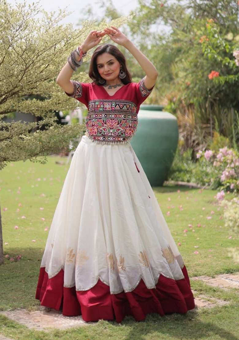 White Embroidered Roman Chaniya Choli Set For Navratri And Garba - Indya