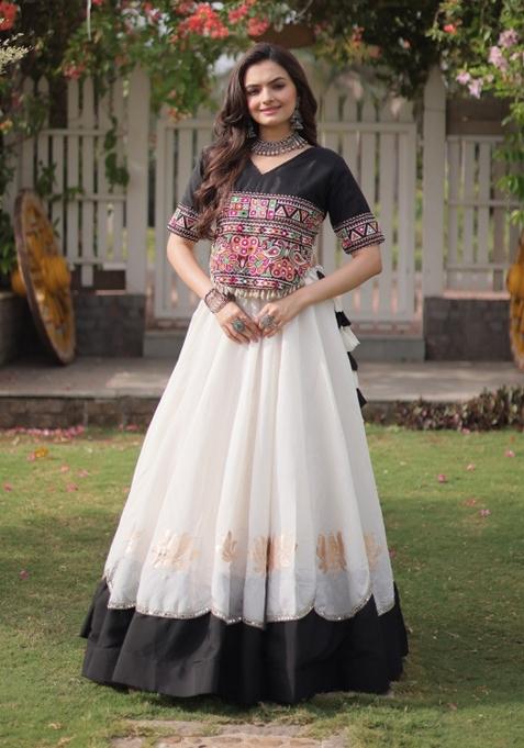 White Embroidered Roman Chaniya Choli Set For Navratri And Garba