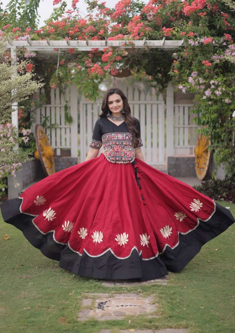 Maroon Embroidered Roman Chaniya Choli Set For Navratri And Garba - Indya