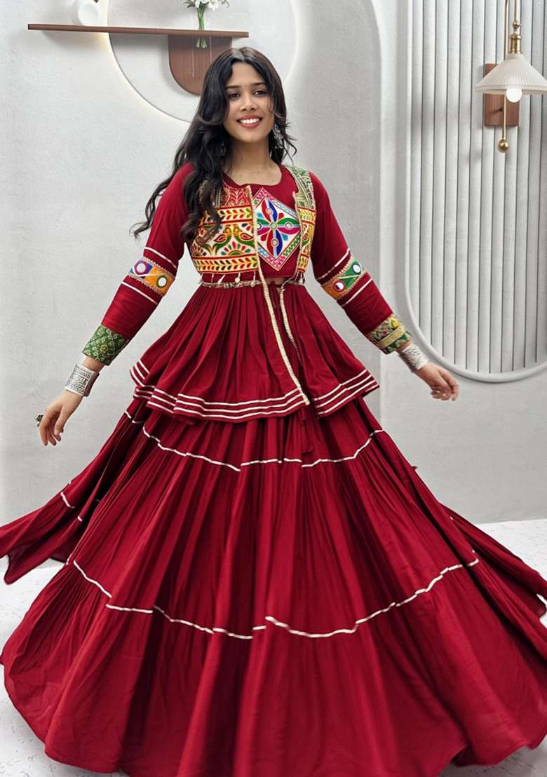Maroon Gamthi Work Cotton Chaniya Choli Set For Navratri And Garba - Indya