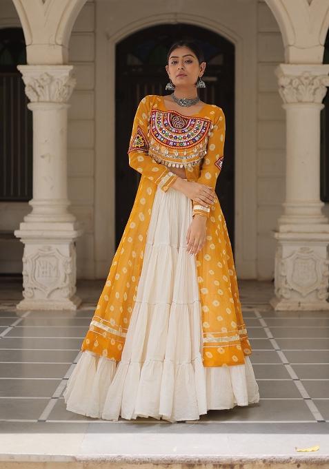 White Kutch Work Cotton Chaniya Choli Set For Navratri And Garba
