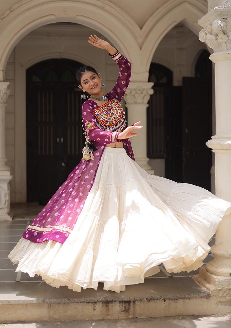 White Kutch Work Cotton Lehenga Set - Indya