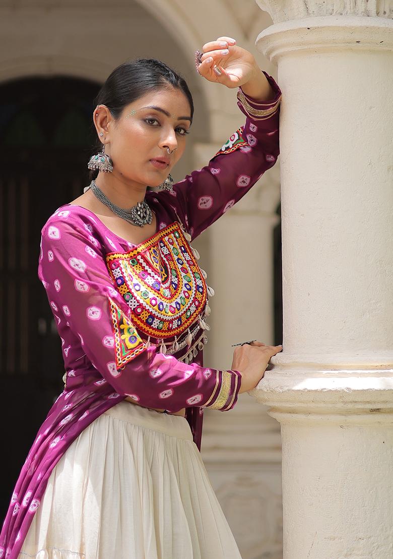 White Kutch Work Cotton Lehenga Set - Indya