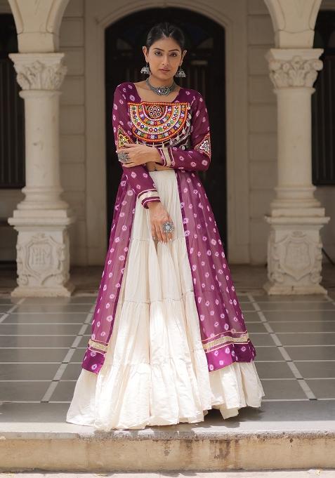 White Kutch Work Cotton Chaniya Choli Set For Navratri And Garba