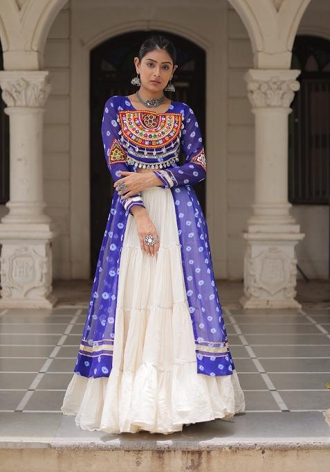 White Kutch Work Cotton Chaniya Choli Set For Navratri And Garba
