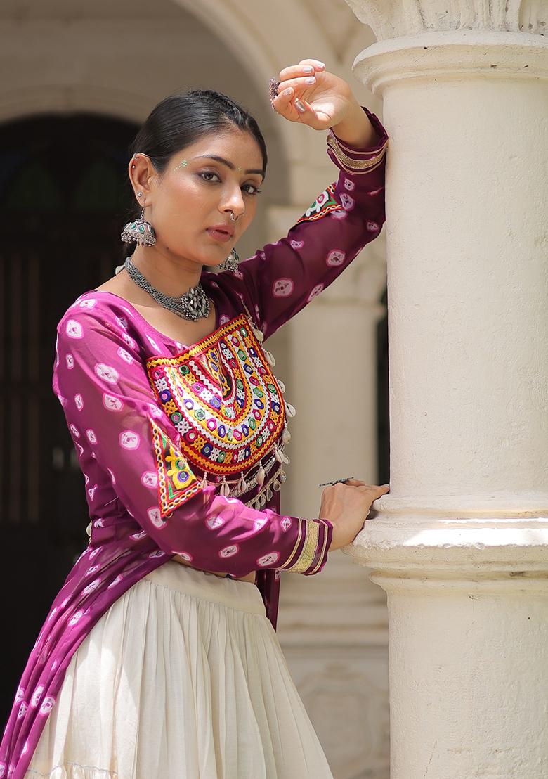 White Kutch Work Cotton Lehenga Set - Indya