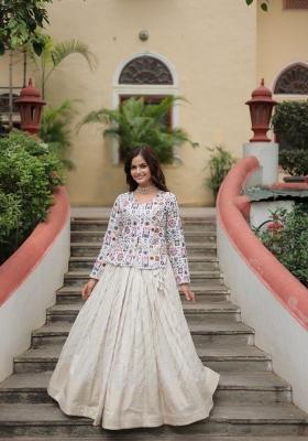 White Embroidery Viscose Chaniya Choli Set For Navratri And Garba