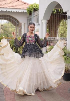 Black And Off White Kutchi Work Cotton Chaniya Choli Set For Navratri And Garba
