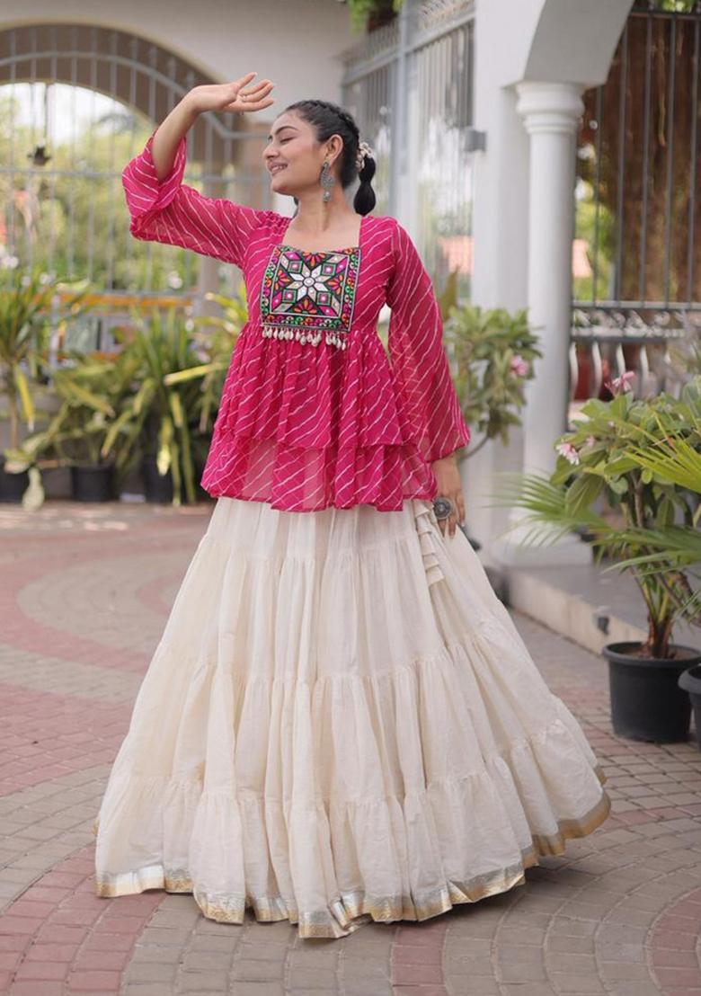 Pink And Off White Kutchi Work Cotton Chaniya Choli Set For Navratri And Garba - Indya