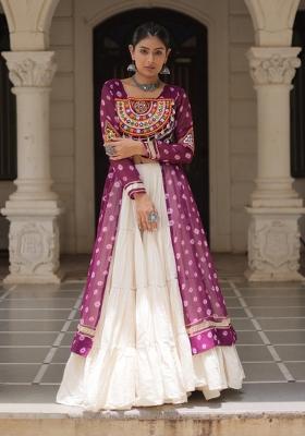 Wine And Off White Kutchi Work Cotton Chaniya Choli Set For Navratri And Garba