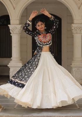 Black And Off White Kutchi Work Cotton Chaniya Choli Set For Navratri And Garba