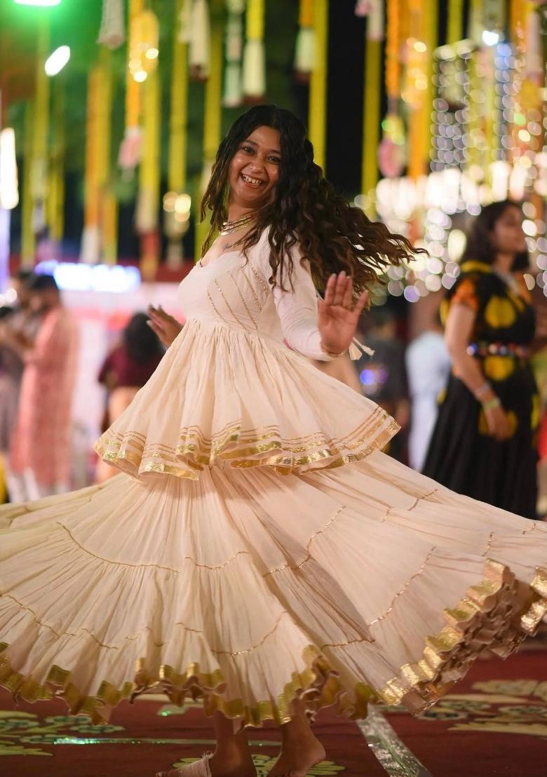 Off White Lace Work Cotton Chaniya Choli Set For Navratri And Garba - Indya