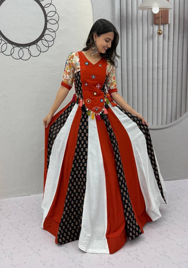 Multicolor Hand Work Cotton Chaniya Choli Set For Navratri And Garba - Indya
