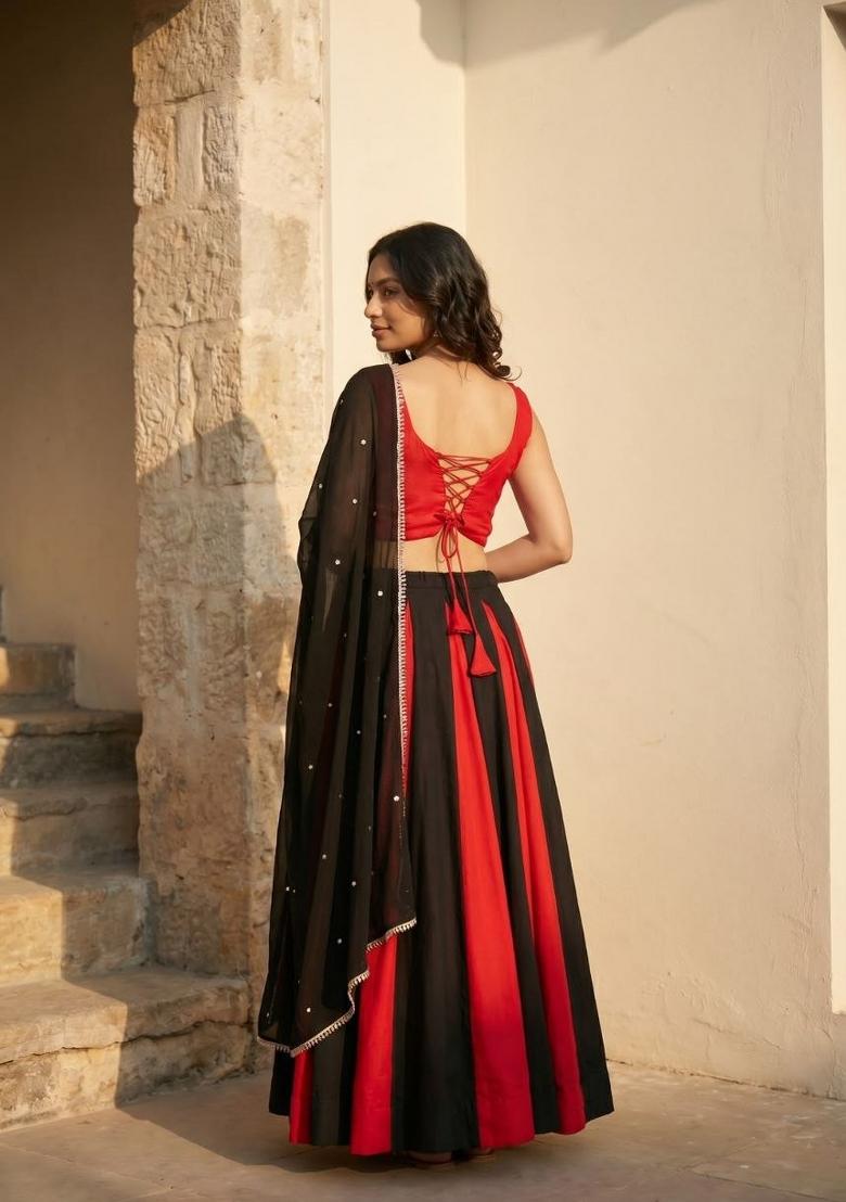 Red Plain Cotton Chaniya Choli Set For Navratri And Garba - Indya